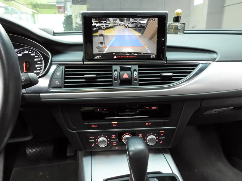 Audi A6 2018 - фото 16