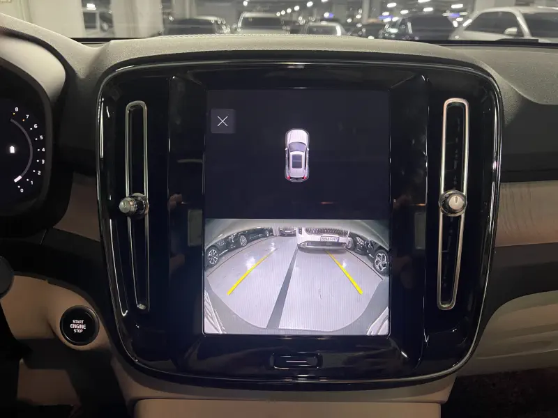 Volvo XC40
