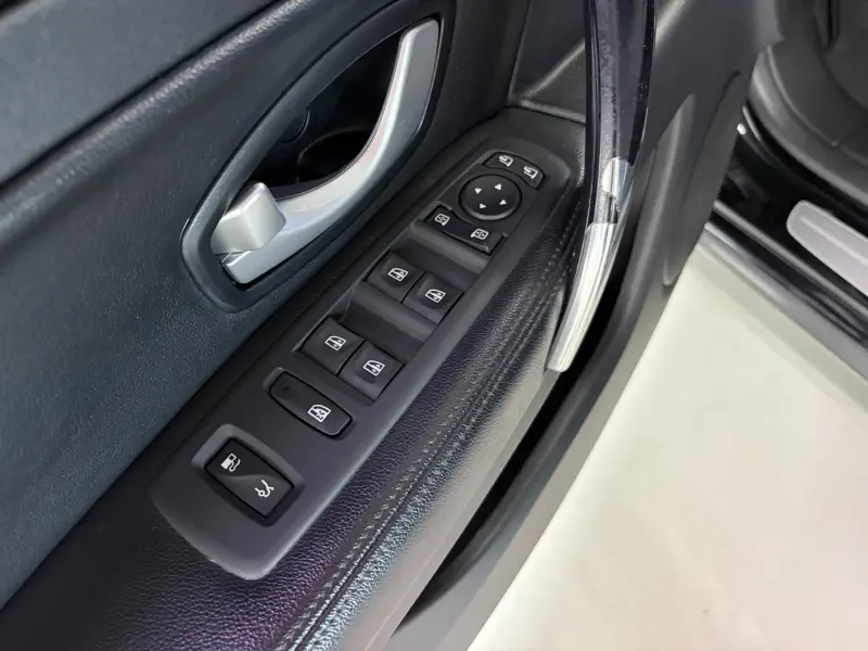 Renault Samsung SM5