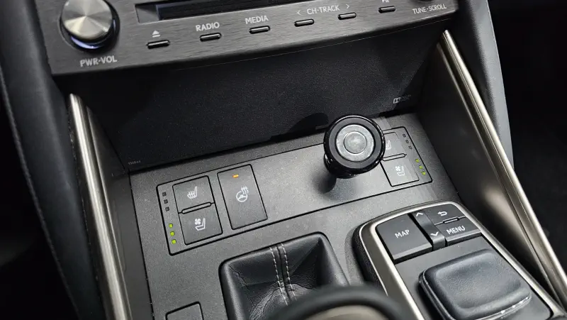 Lexus IS300