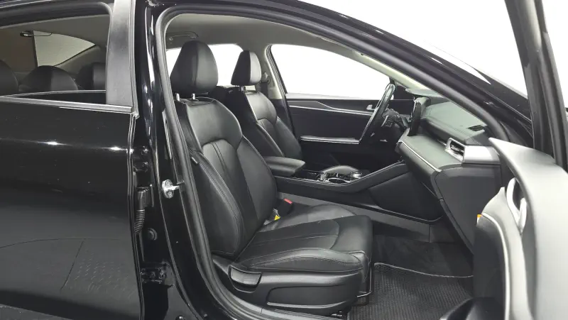 Kia K5 2022 - фото 11