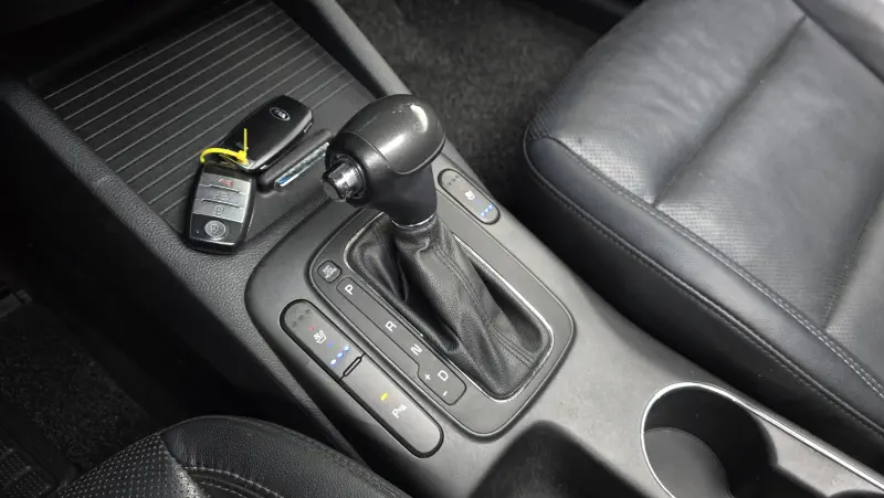 Kia K3 2014 - фото 9