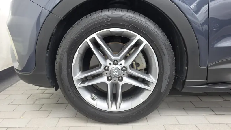 Hyundai Maxcruze