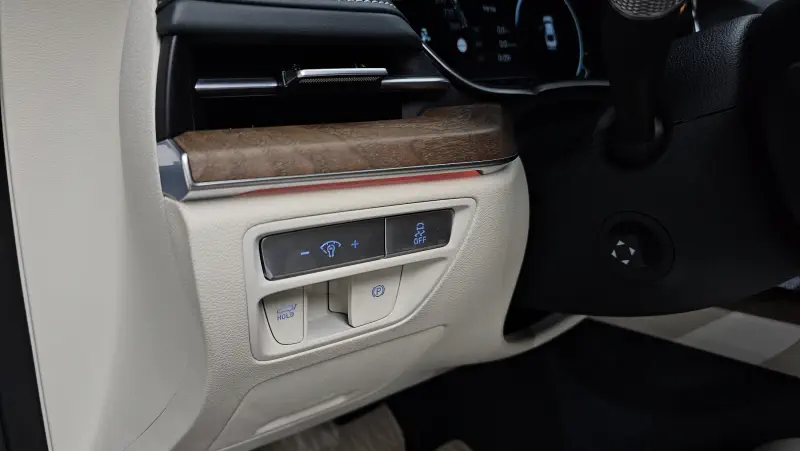 Genesis Electrified G80