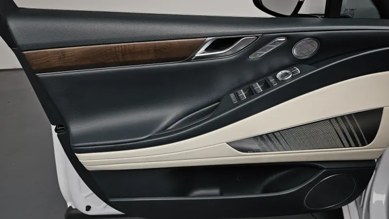 Genesis Electrified G80