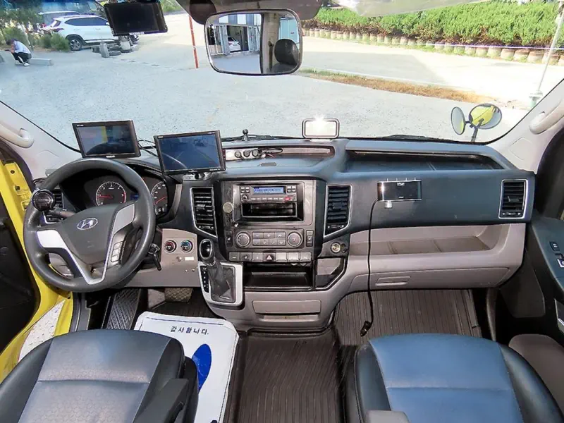Hyundai H1