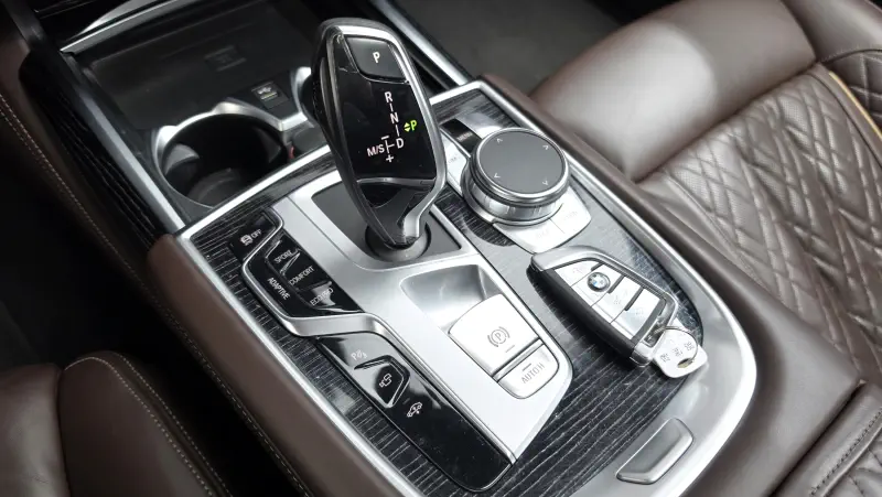 BMW 7-Series