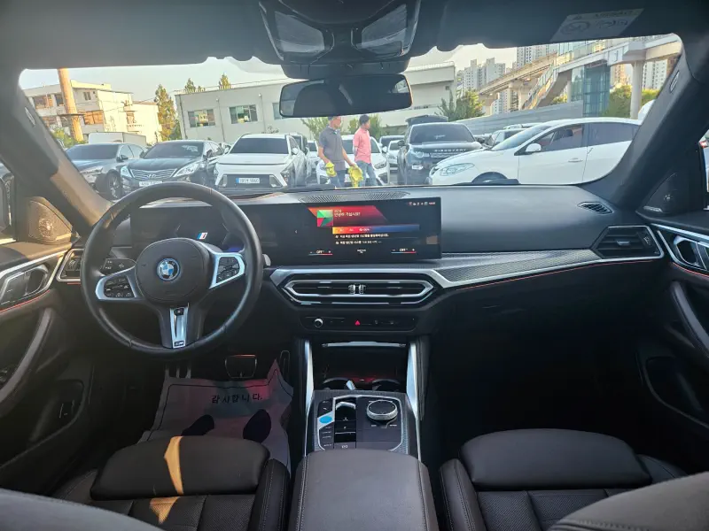 BMW i4