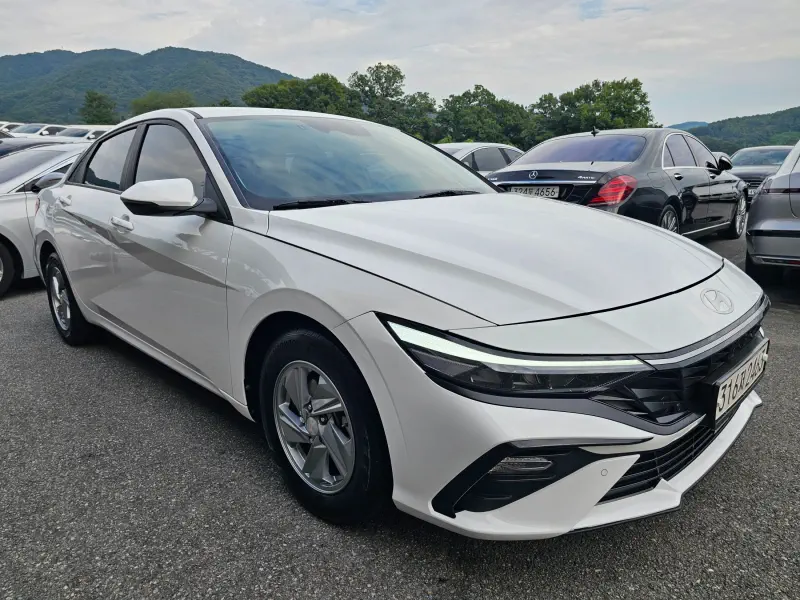 Hyundai AVANTE 2023 - фото 3
