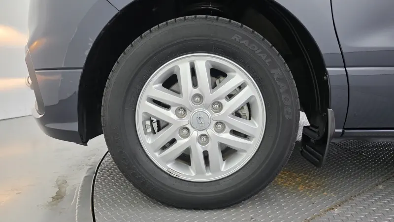 Hyundai Grand Starex