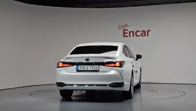Lexus ES300h