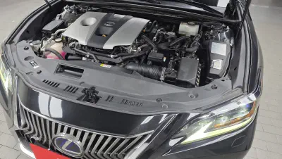 Lexus ES300h