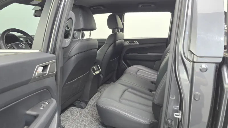 SsangYong Rexton Sports Khan
