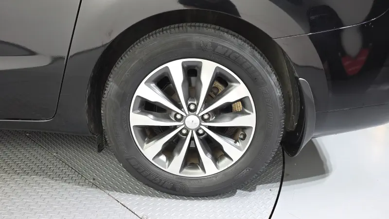Купить Kia Carnival Gyeonggi из Кореи