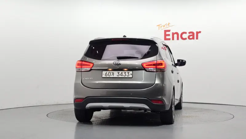 Kia Carens