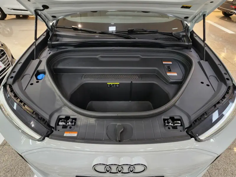 Audi Q6 e-tron