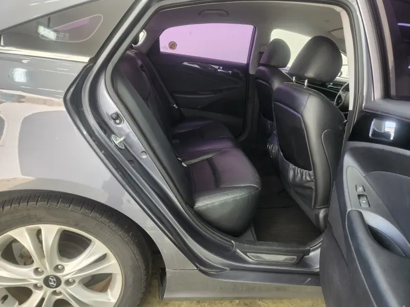 Hyundai Sonata 2010 - фото 14
