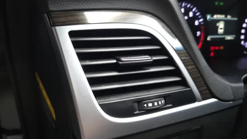 Genesis G80 2017 - фото 34