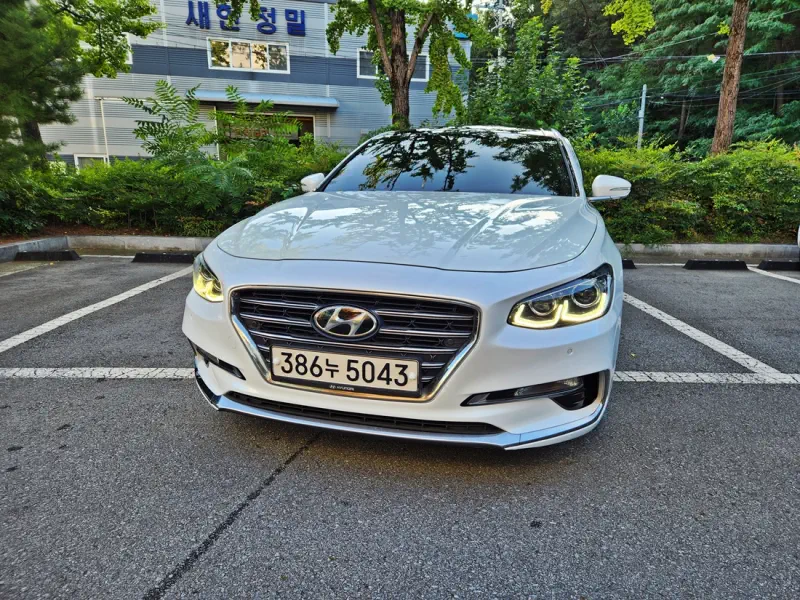 Hyundai Grandeur