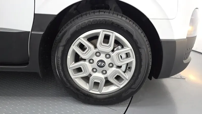 Hyundai ST1