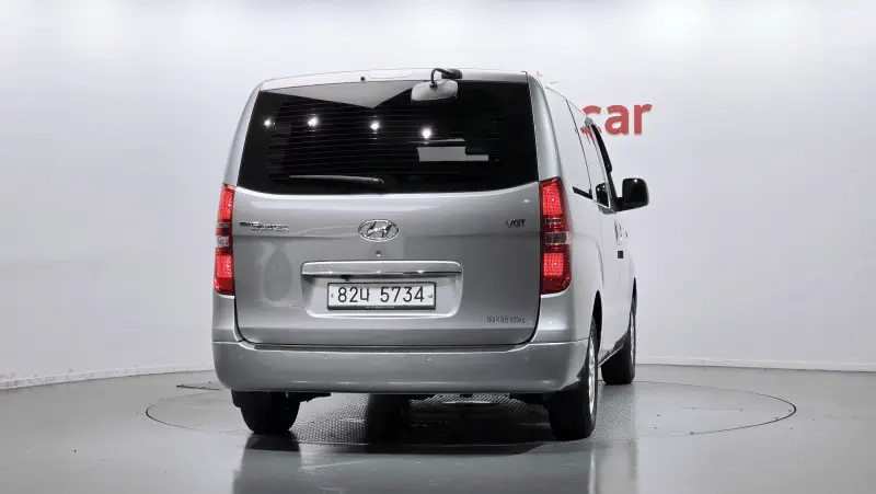 Hyundai Grand Starex