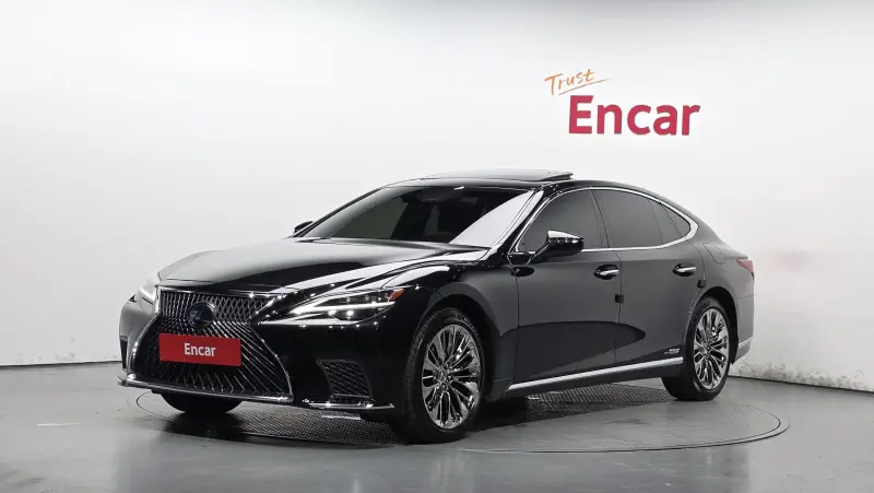 Lexus LS