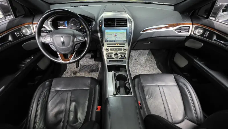 Lincoln Mkz