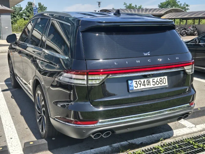 Lincoln Aviator