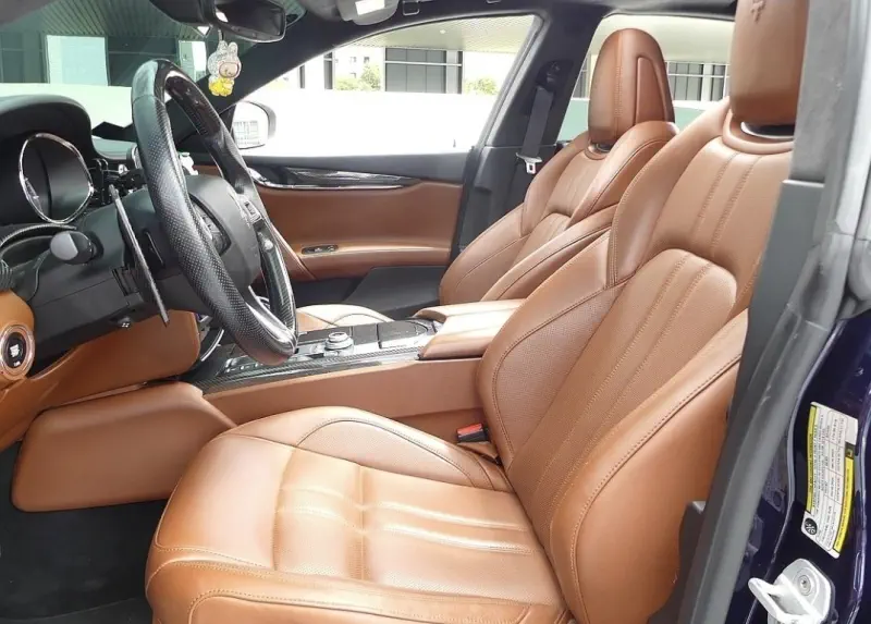 Maserati Quattroporte