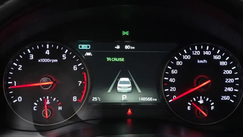 Kia K7 2017 - фото 8