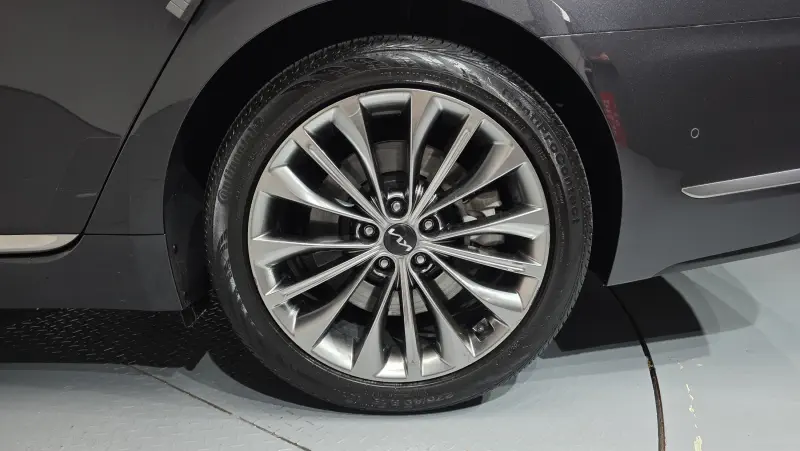 Kia K9