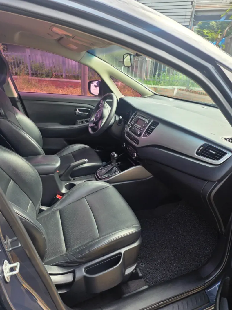 Kia Carens