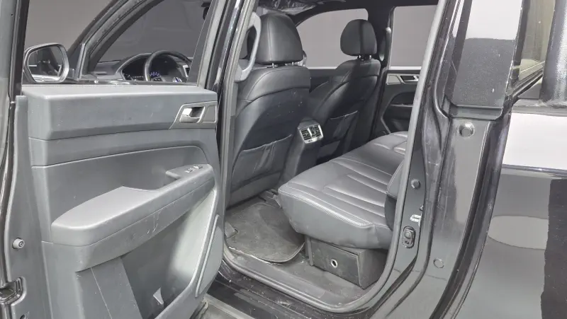 Купить SsangYong Rexton Sports Khan Gyeonggi из Кореи