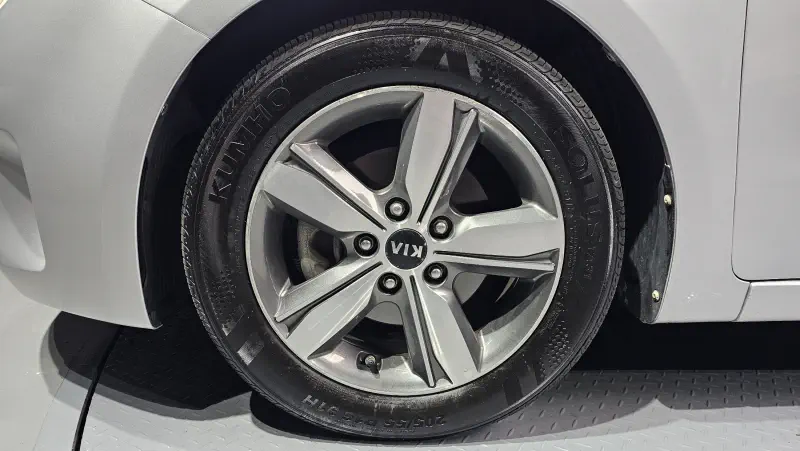 Kia K3
