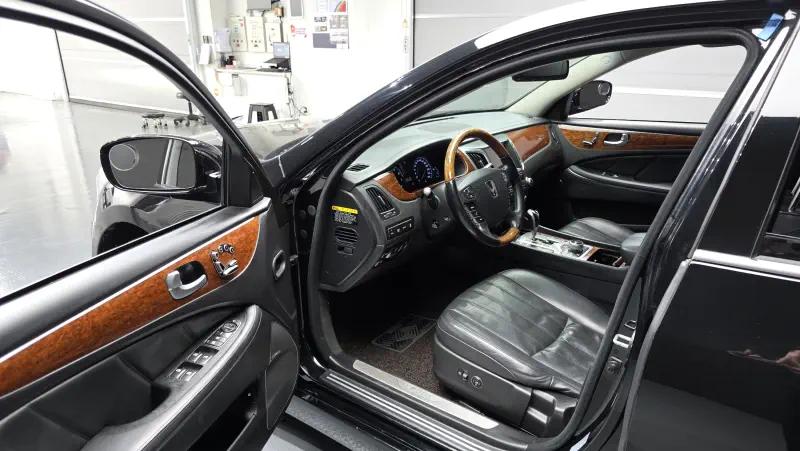 Hyundai Equus