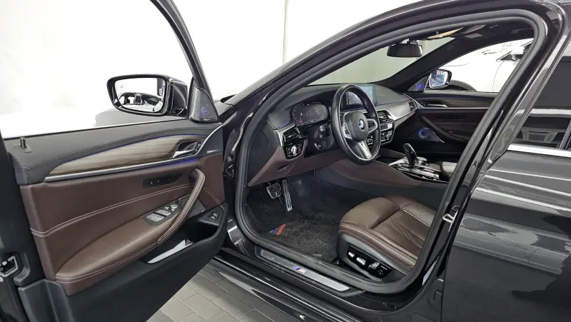 BMW 5-Series