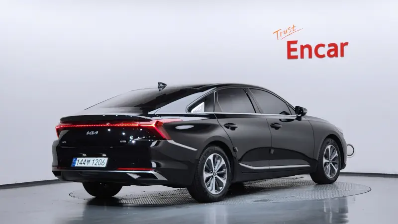 Kia K8