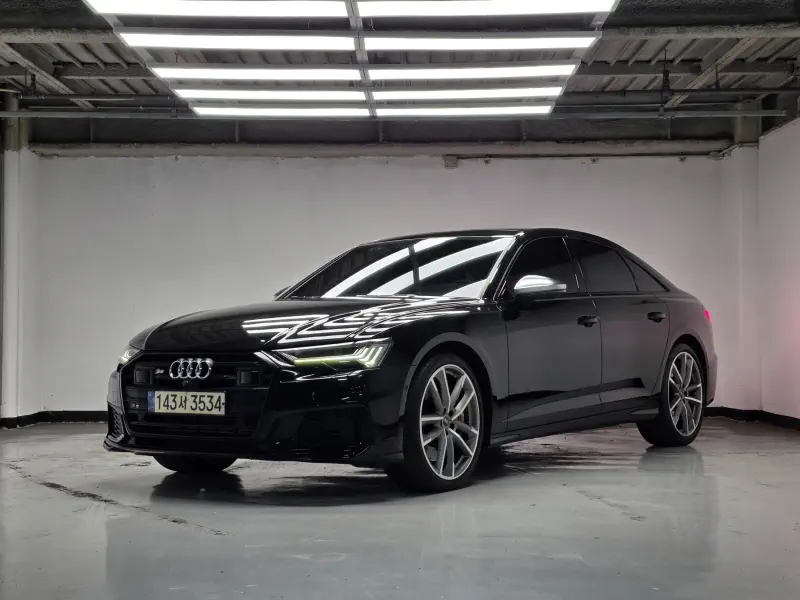 Audi S6