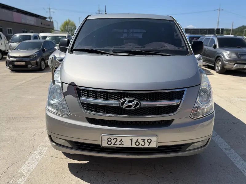 Hyundai Grand Starex