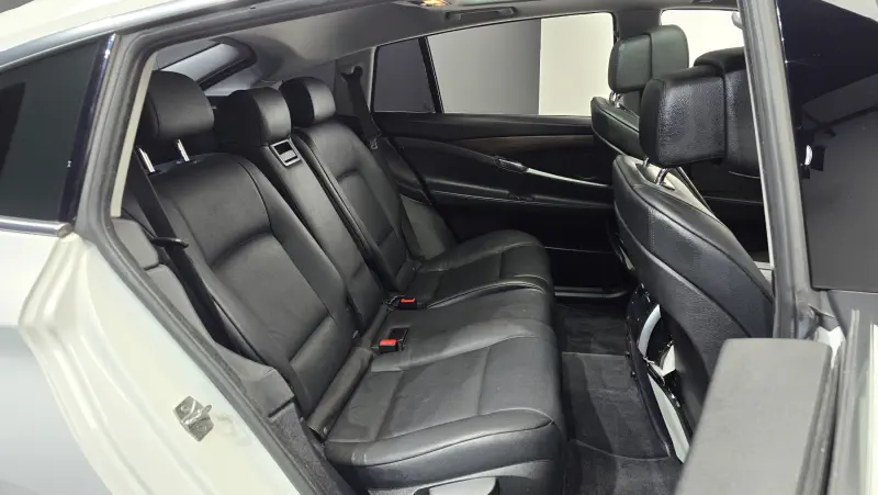 BMW 5-Series Gran Turismo