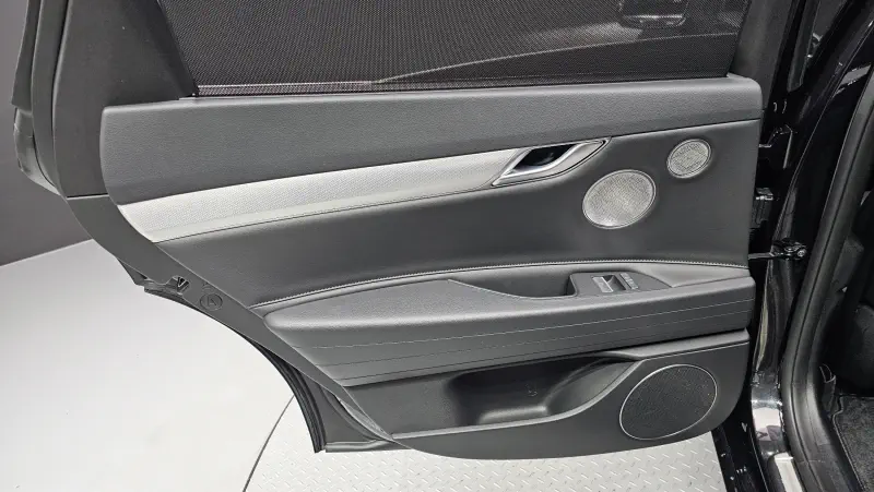 Genesis Electrified G80
