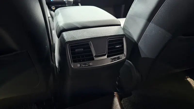 SsangYong Rexton Sports Khan