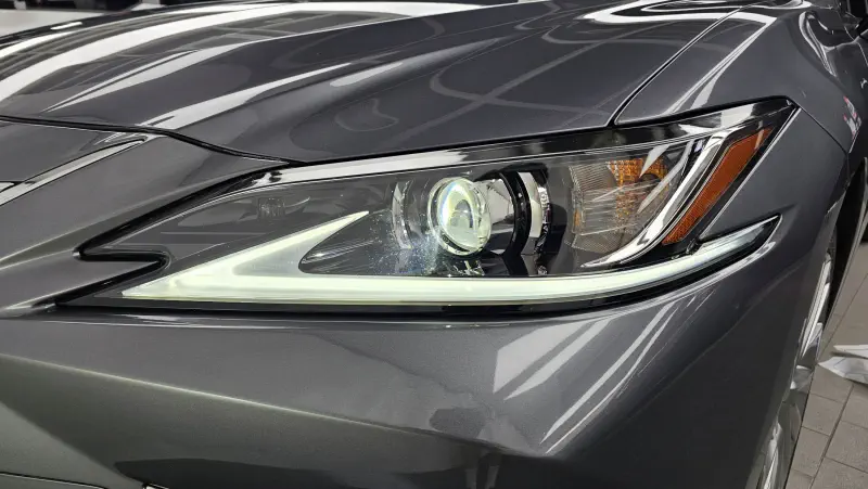 Lexus ES300h