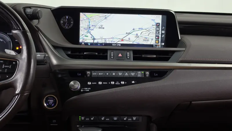 Lexus ES300h