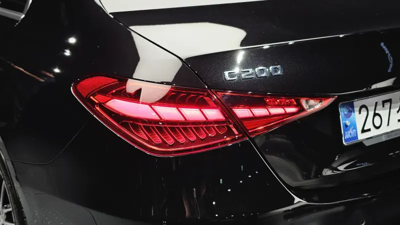 Mercedes-Benz C-Class