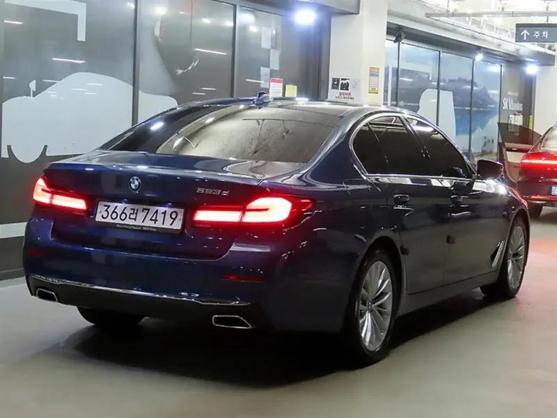 BMW 5-Series