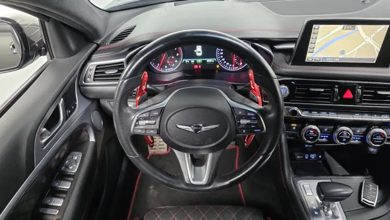 Genesis G70