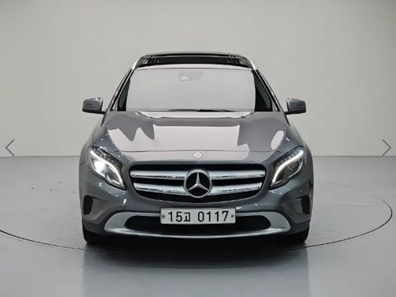 Mercedes-Benz GLA-Class