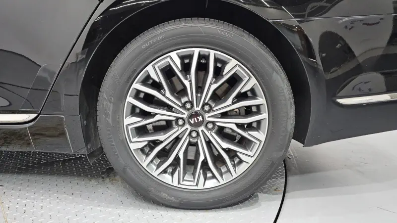 Kia K9