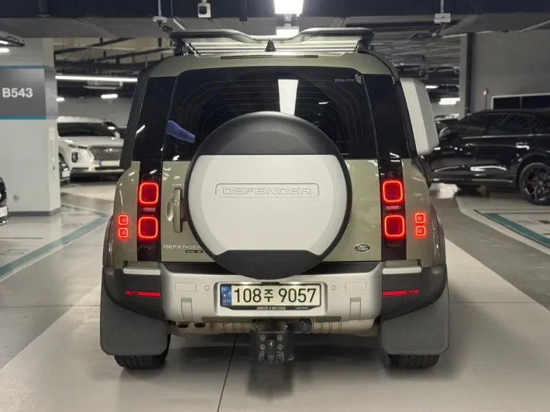 Land Rover Defender